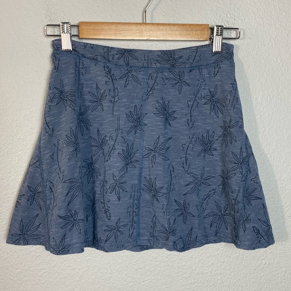 Toad&Co Denim Blue A-Line Skirt with Leaf Pattern
